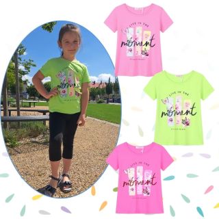 Elegantní trička s letním motivem jsou naší dnešní novinkou. Omrkněte v e-shopu, nebo se zastavte v ul. B. Němcové 11,...